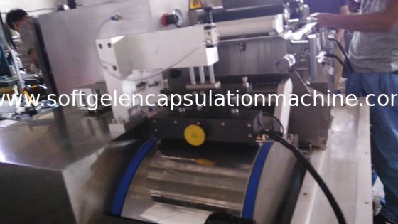 Медь кладет части в коробку машины заполнителя для капсулы Softgel малого масштаба делая машину