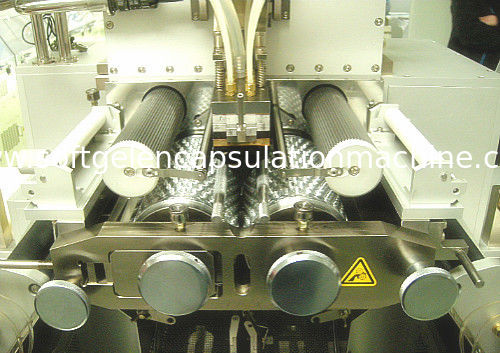 Машина заключения Softgel рыбьего жира ПК размера 120000 1208 * 2450mm/h