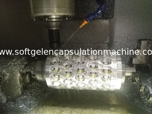 Большая машина заключения желатина рыбьего жира 4rpm 13.5kw масштаба мягкая
